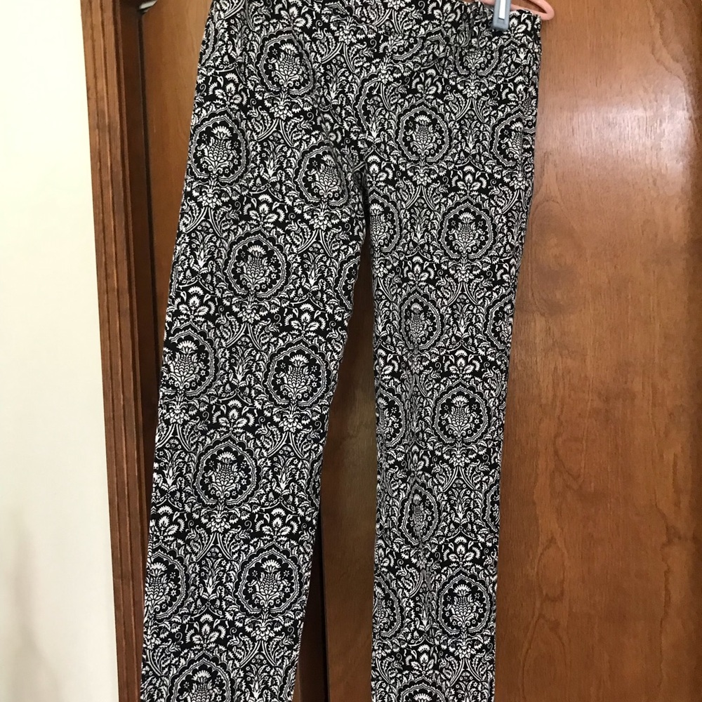 J. Crew Stretch twill patterned black/white capri